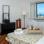 La Deliziosa - *
